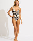Seafolly - Neue Wave V Neck One Piece - Larx