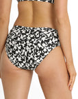 Sunseeker - Soho Mid Rise Pant - Larx