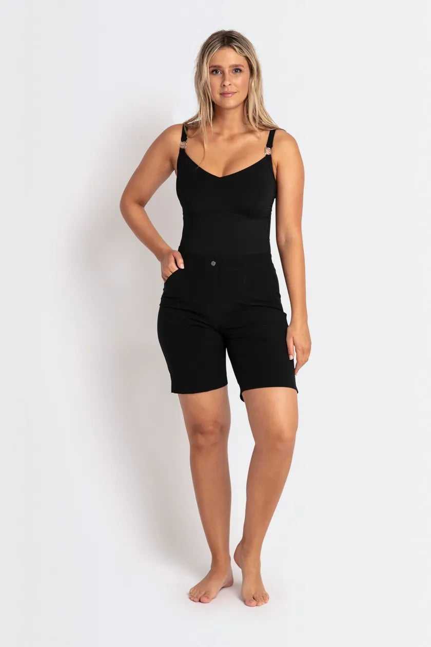 Jantzen - Cosmopolitan Lower Thigh Boardshort - Larx