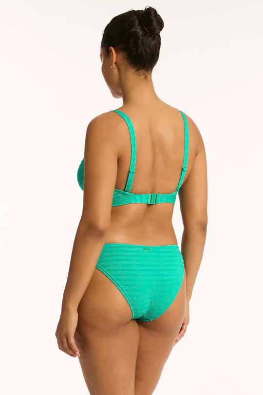 Sea Level - Capri Regular Cheeky Pant - Larx