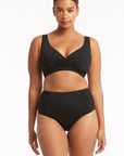 Sea Level - Essentials Cross Front Multifit Bra Top - Larx