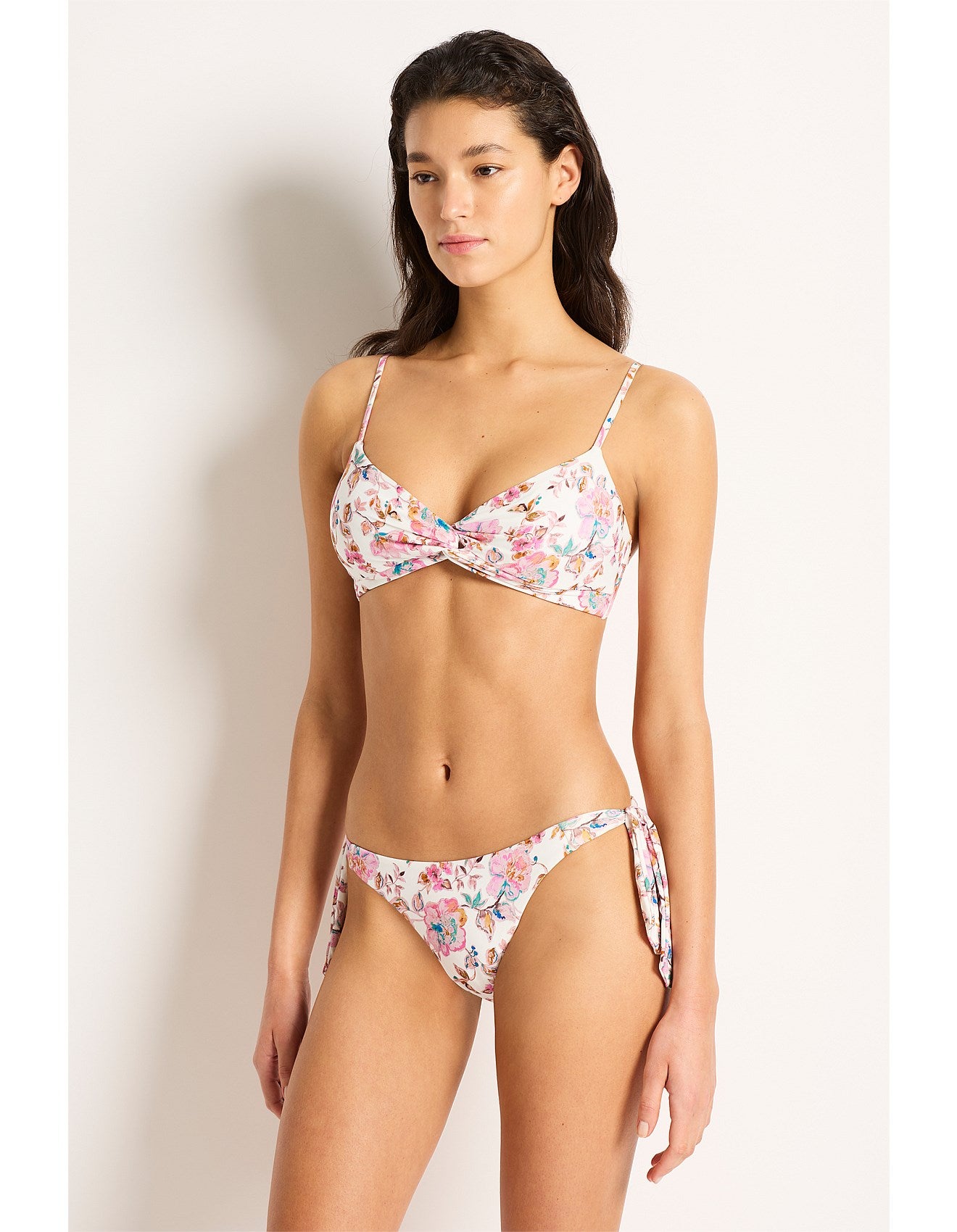 【CLANE】FLARE DESIGN SEPARATE SWIMWEAR CLANE FLARE DESIGN SEPARATE SWIMWEAR