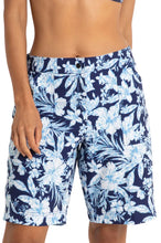 Load image into Gallery viewer, Jantzen - Holiday Lower Thigh Board Short
