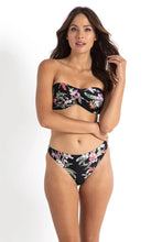 Load image into Gallery viewer, Sunseeker - Brazil Classic Pant
